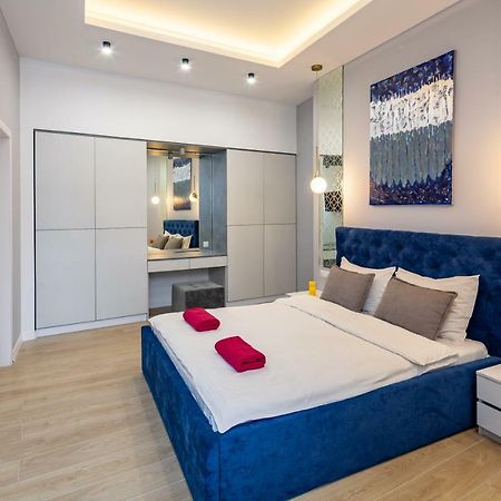 Two Bedroom Lviv Ngoại thất bức ảnh