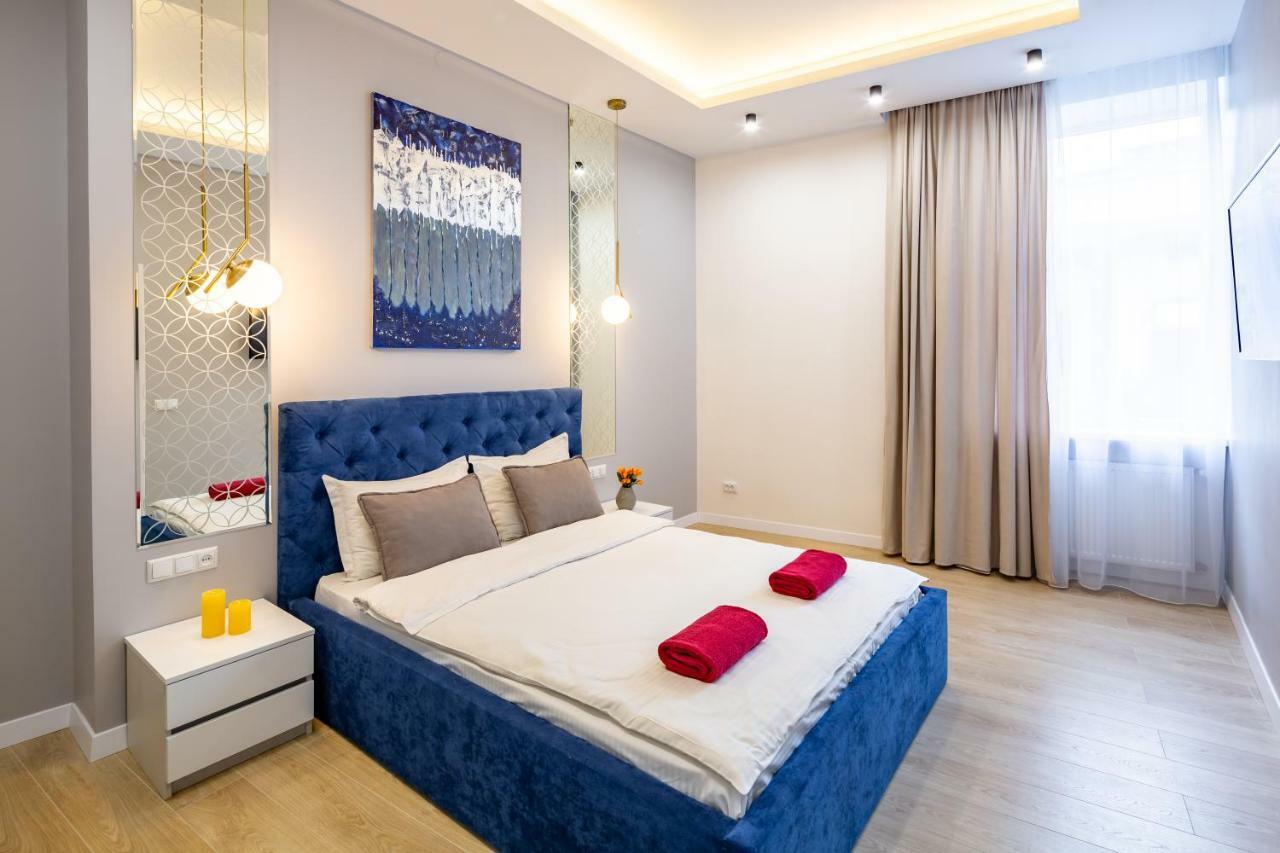 Two Bedroom Lviv Ngoại thất bức ảnh