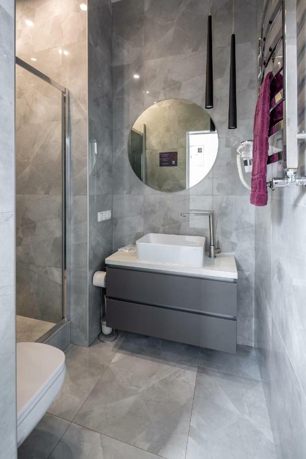 Two Bedroom Lviv Ngoại thất bức ảnh